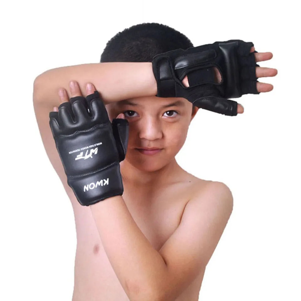 Kids Children Half Finger Boxing Gloves Mitts Sanda Karate Sandbag Taekwondo Protector Age 3-12