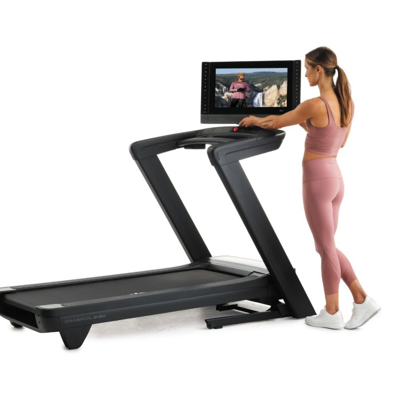 Nordictrack Commercial 2450 NTL19124 electric treadmill