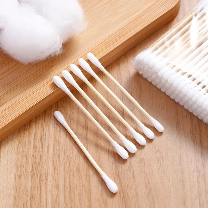 100Pcs 100% Cotton Cotton Swabs Chlorine-Free Cotton Buds Cotton Swab Ear Stick Hypoallergenic Wooden Q-Tip Daily Cleaning