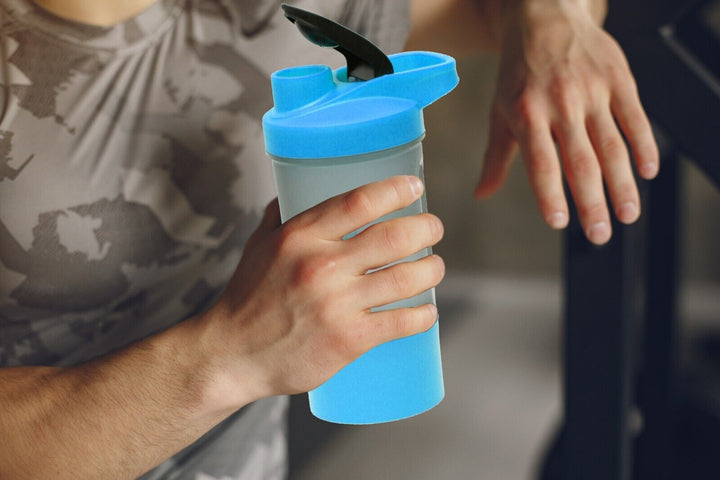 600Ml Protein Shaker with Mixing Ball and Storage Compartments BLUE Gym Bottle